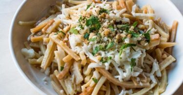 Turkish Noodle / Eriste with cheese, walnuts and parsley.