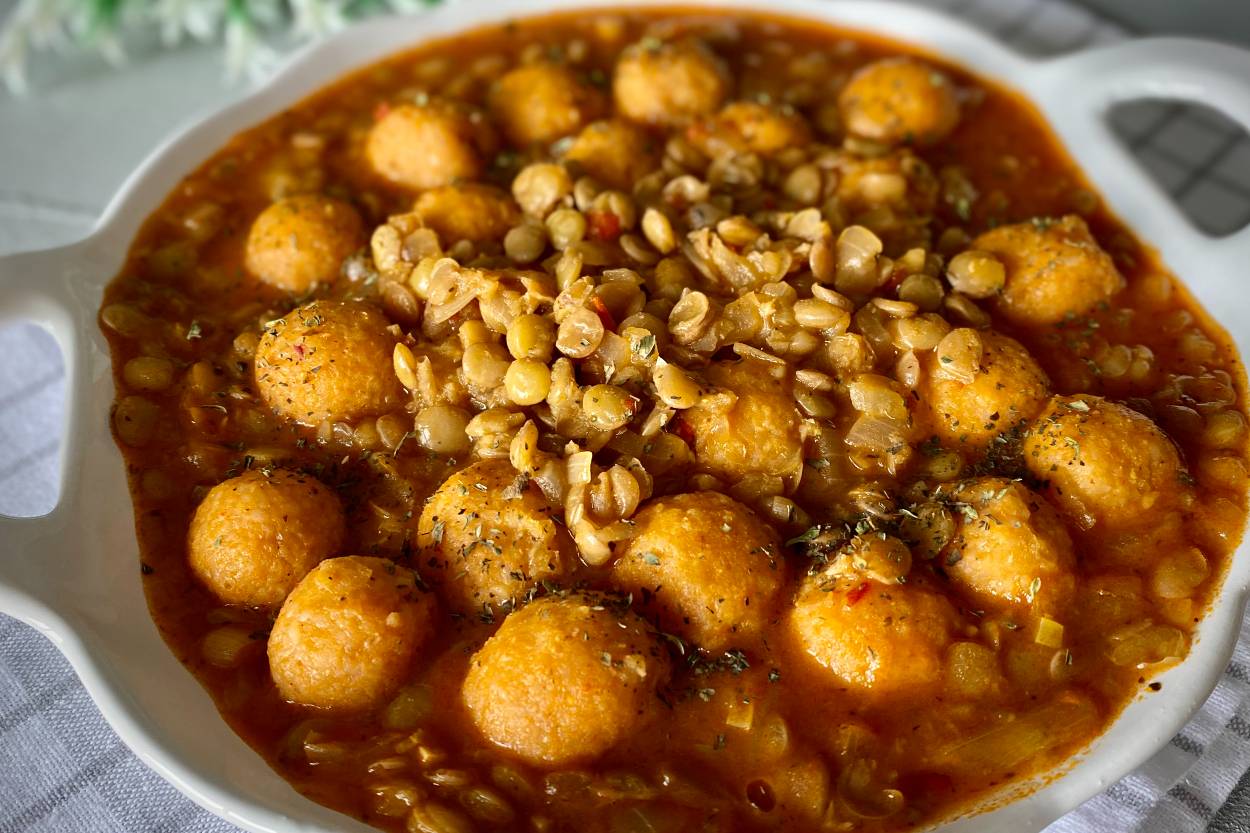 bulgur kofteli yesil mercimek yemegi onecikan